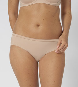 Triumph Body Make UP Soft Touch Hipster